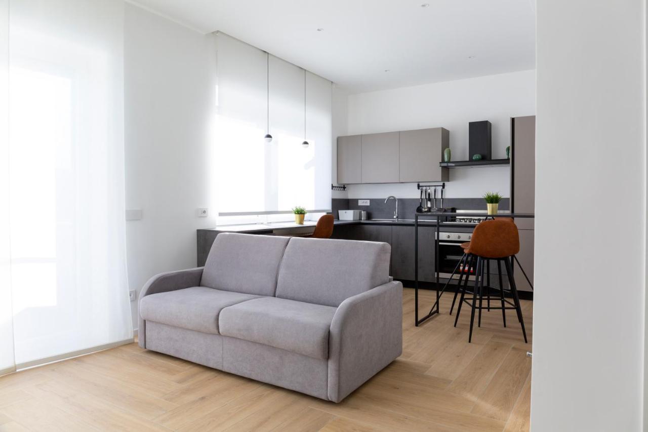 7th floor apartment Foggia Buitenkant foto